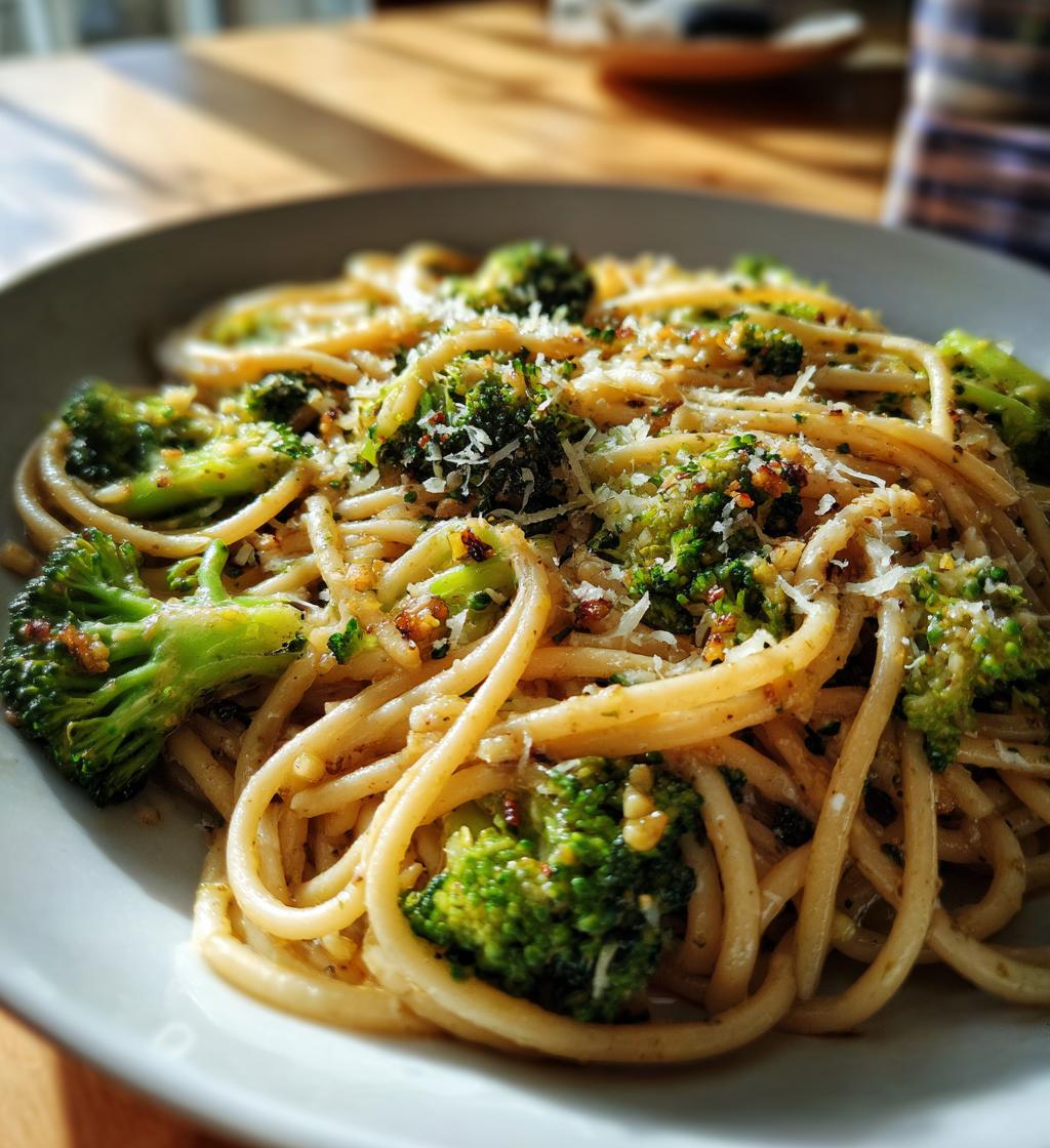 broccoli pasta - detail 1