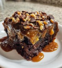 chocolate caramel dump cake