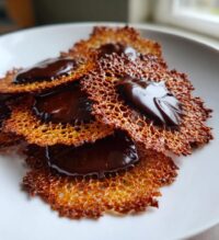 lace cookies with chocolate