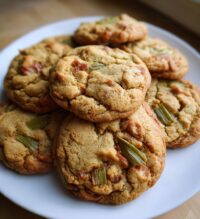 brown sugar rhubarb cookies