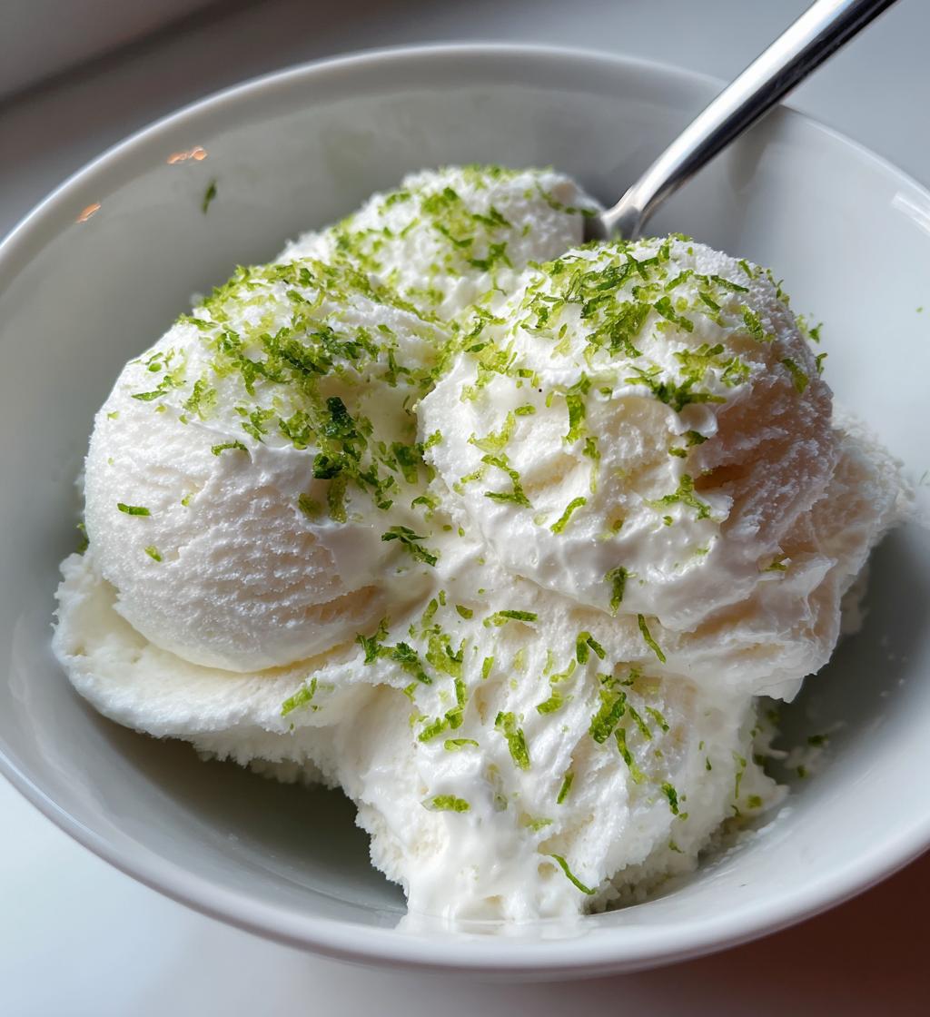 coconut lime ice cream - detail 1