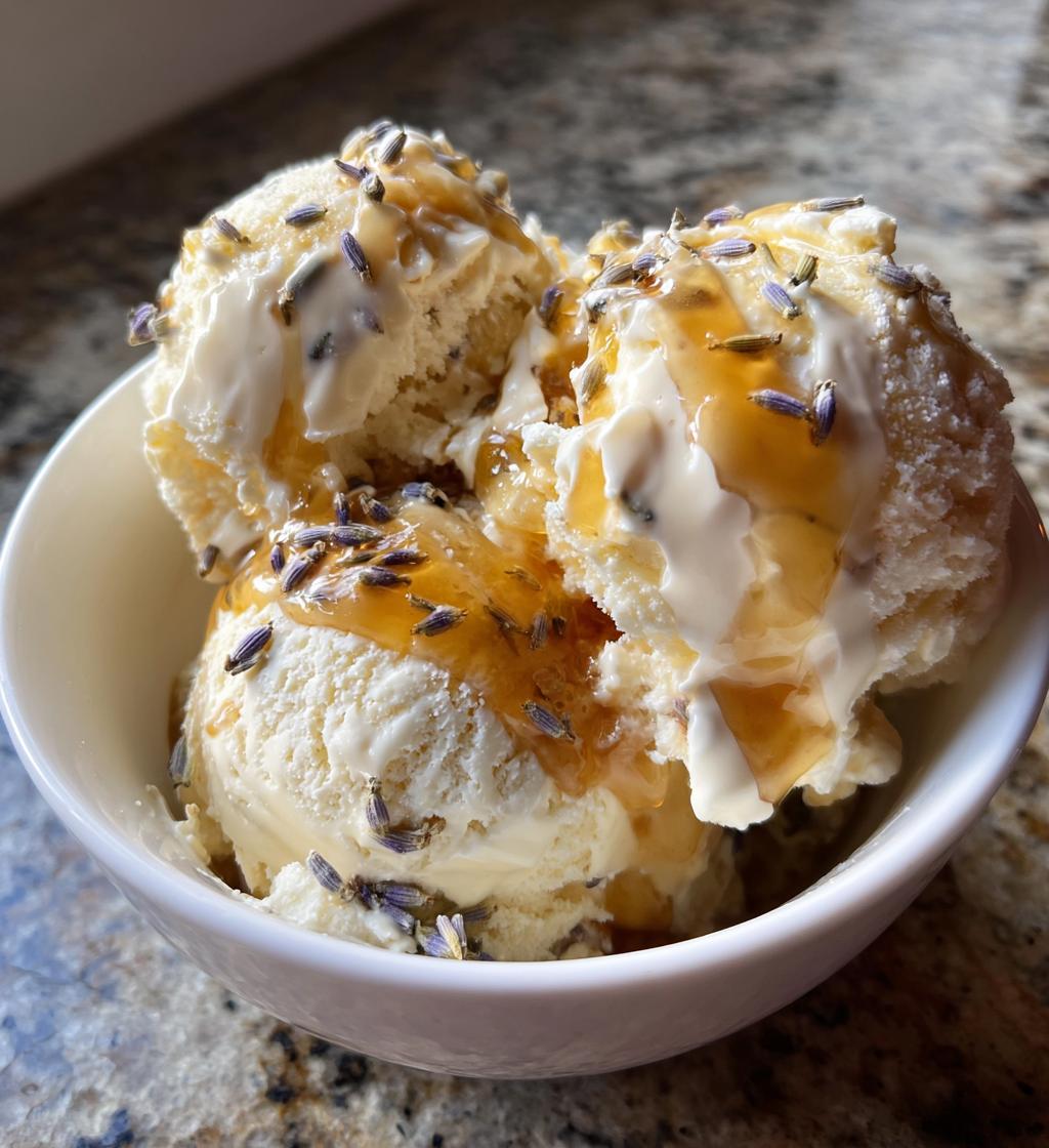 creamy honey lavender ice cream - detail 1
