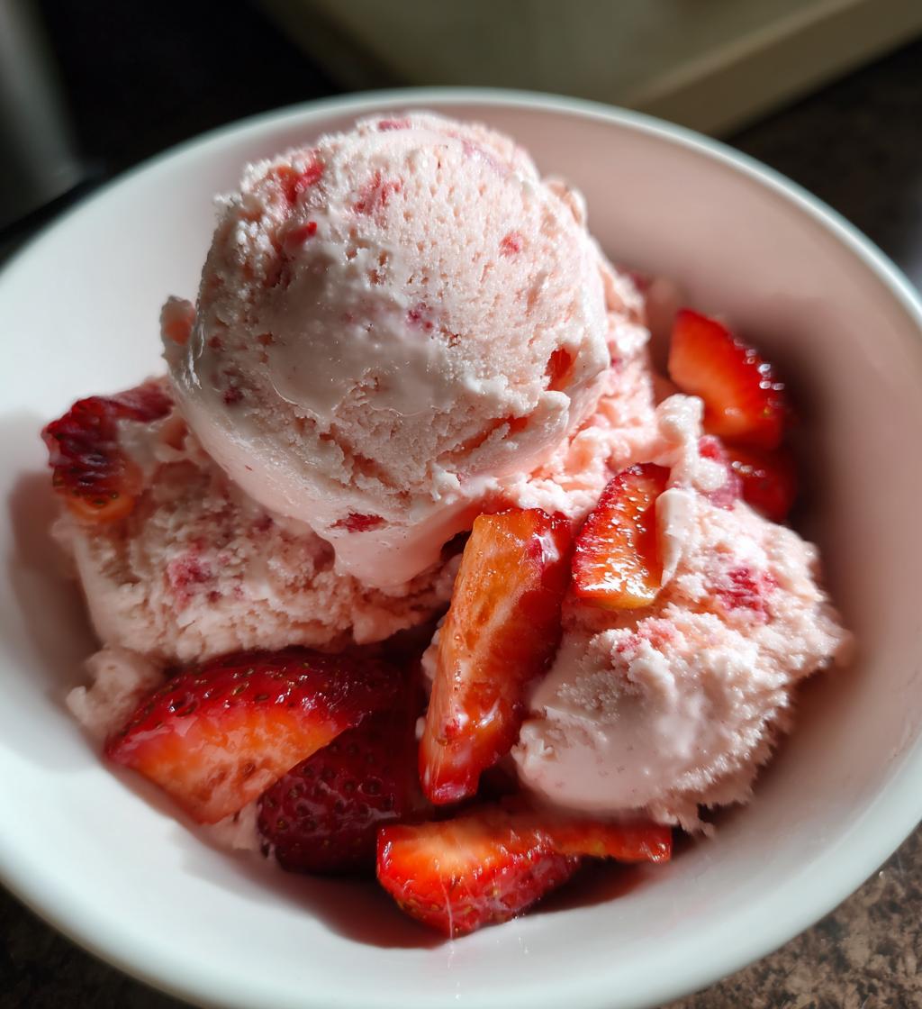 homemade strawberry ice cream