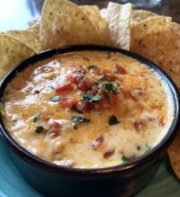 mexican restaurant style cheese dip