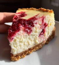 white chocolate raspberry swirl cheesecake