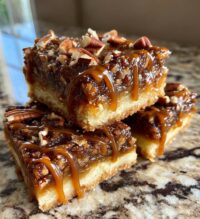 caramel pecan dream bars