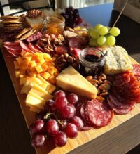 charcuterie board thanksgiving ideas
