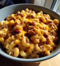 chili mac and cheese