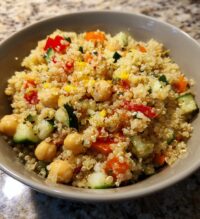 lemon quinoa chickpea salad