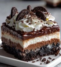 oreo layered dessert oreo delight with chocolate pudding
