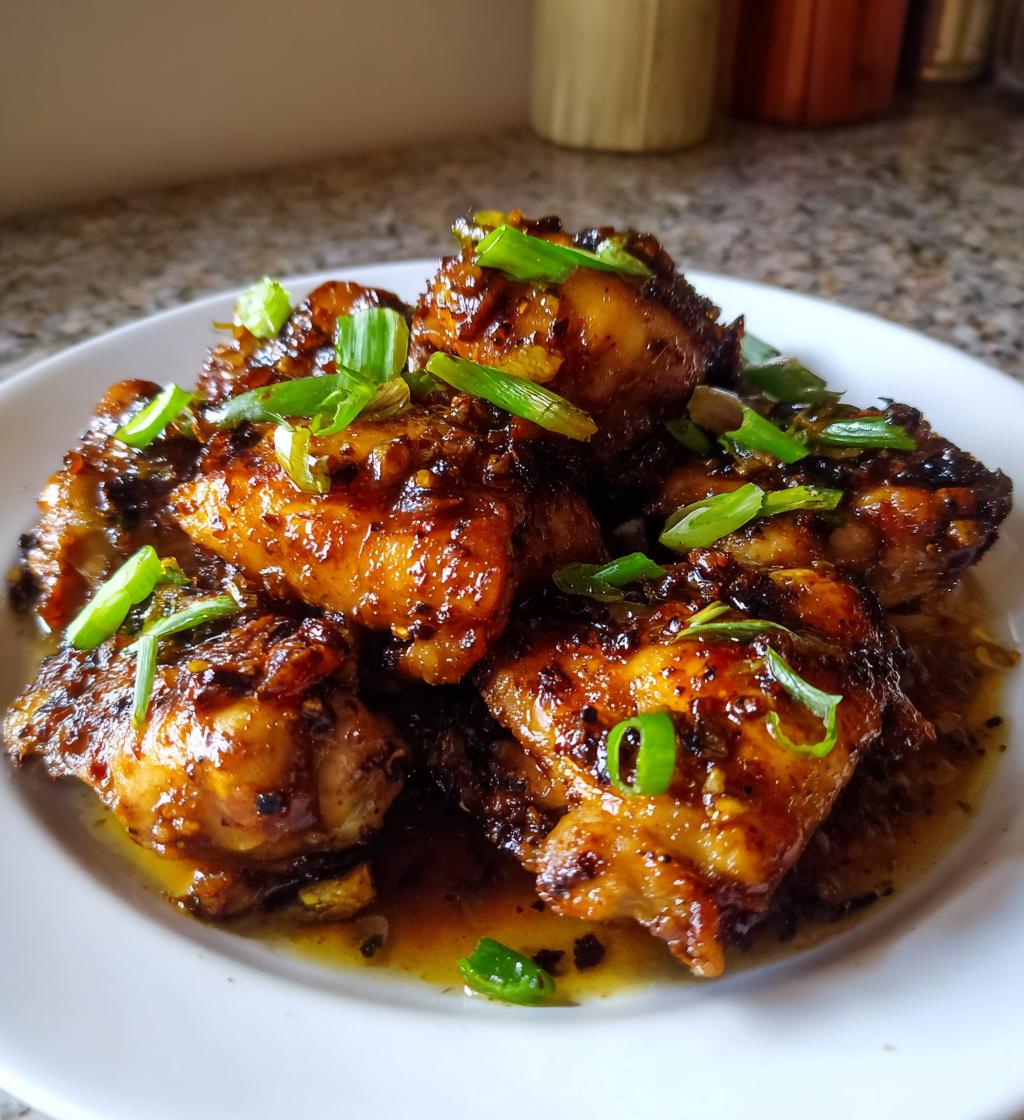 soy garlic chicken thighs - detail 1