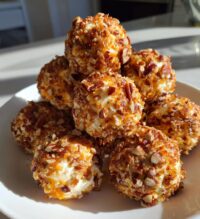 thanksgiving cheese balls