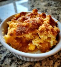 thanksgiving dump cake