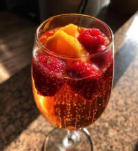 champagne new years drinks