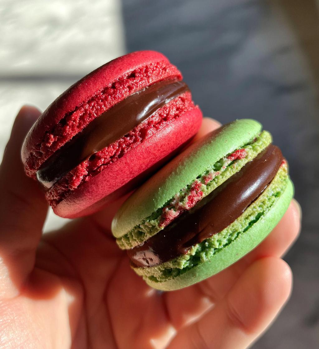 christmas macarons
