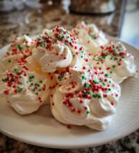 christmas meringue cookies