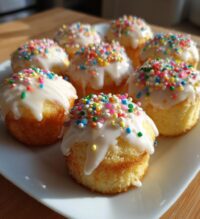 mini cakes birthday