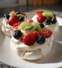 mini pavlova