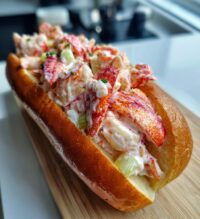 cnd lobster roll