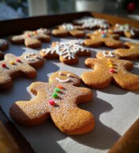 gingerbread man outline