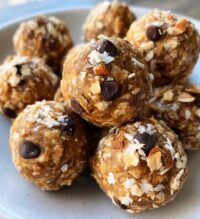 peanut butter oatmeal balls