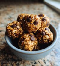 peanut butter protein balls
