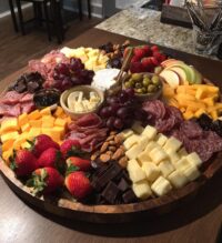 charcuterie board valentines day