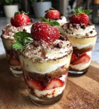 valentines dessert cups